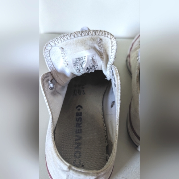 White Converse sneakers - Picture 6 of 6